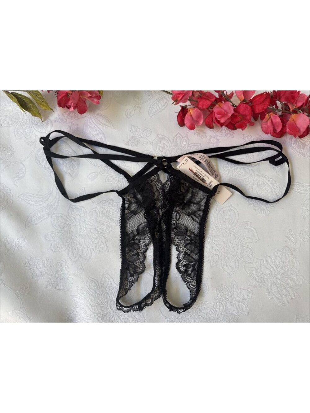 VICTORIA'S SECRET PANTIES L BLACK LACE OPEN BOTTOM STRAPPY HIGH LEG TANGA THONG